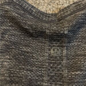 Lululemon Gray Patterned Top